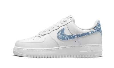 07 Essential White Worn Blue Paisley