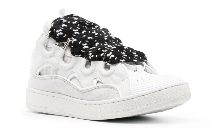 Curb White Black