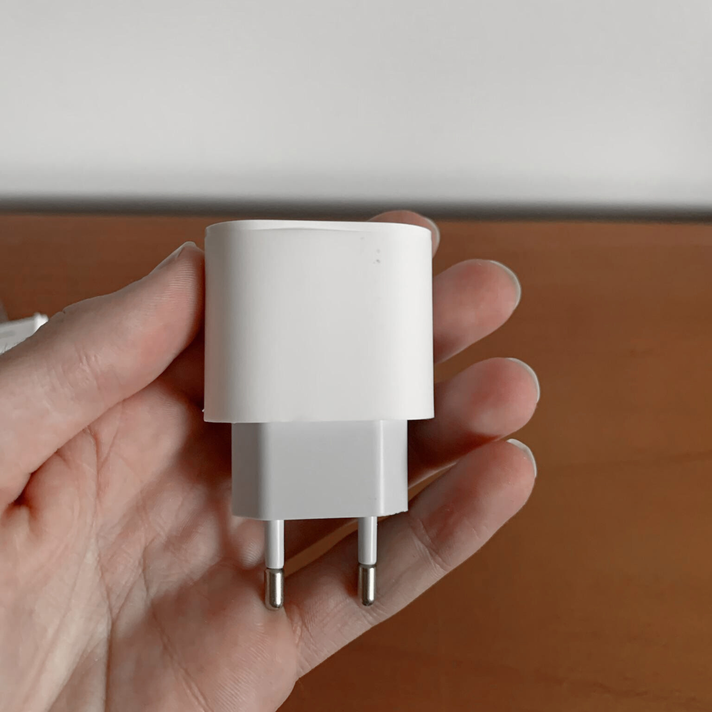 Adaptador de corrente USB‑C 20 W