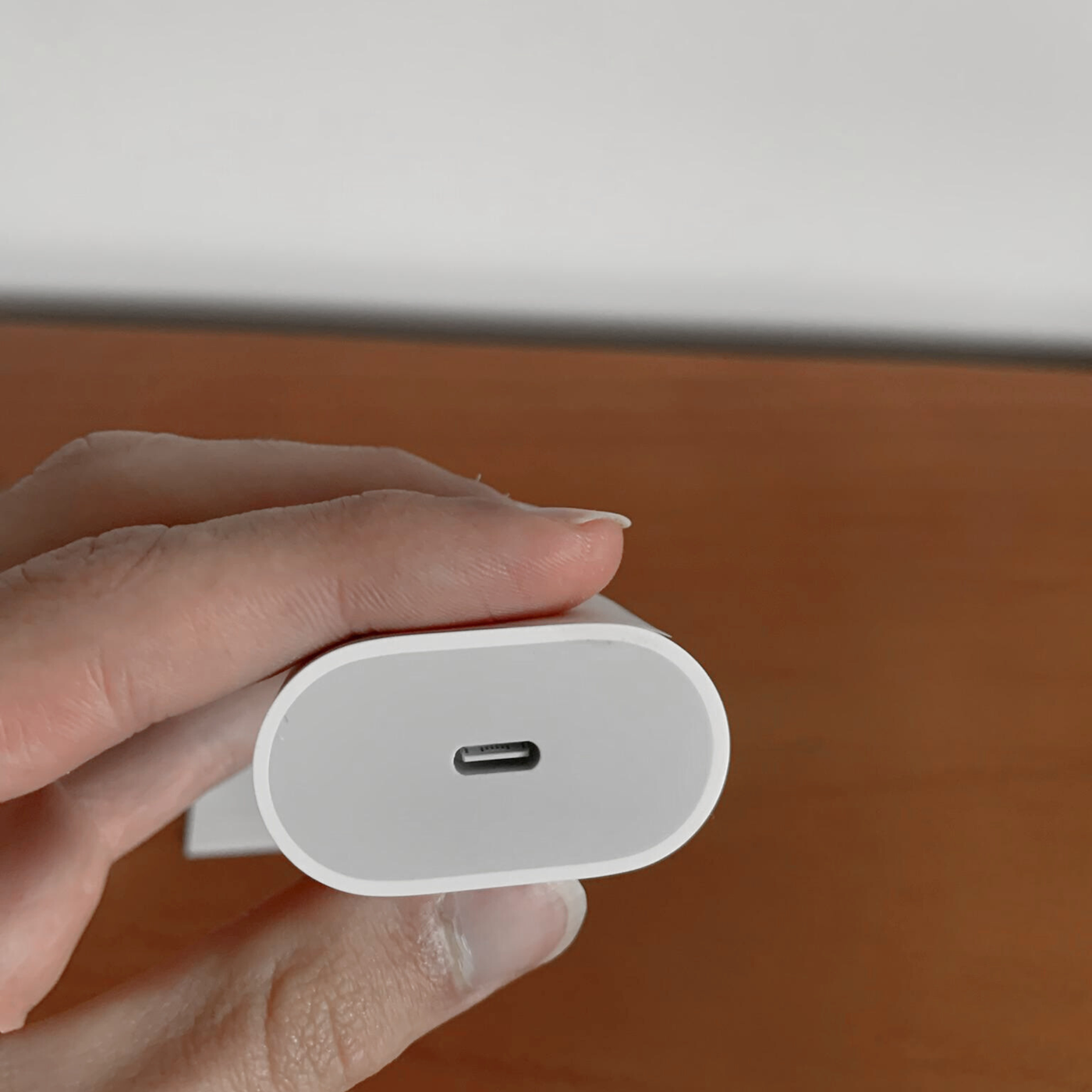 Adaptador de corrente USB‑C 20 W