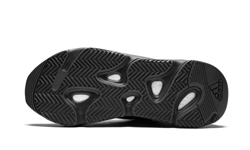 700 V2 Vanta