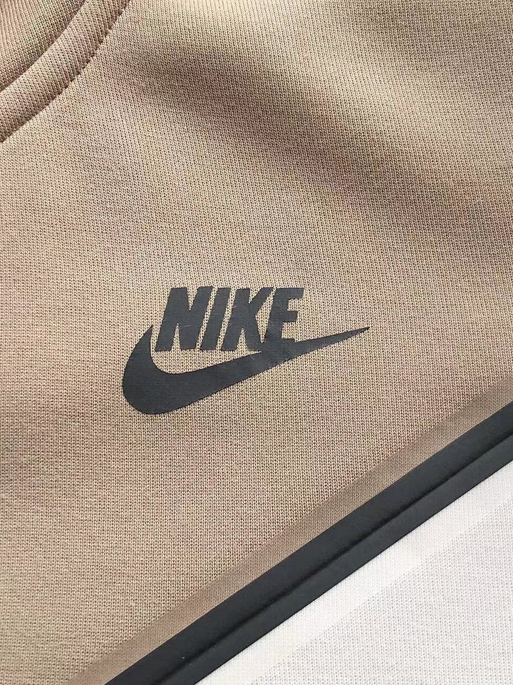 Tech Fleece